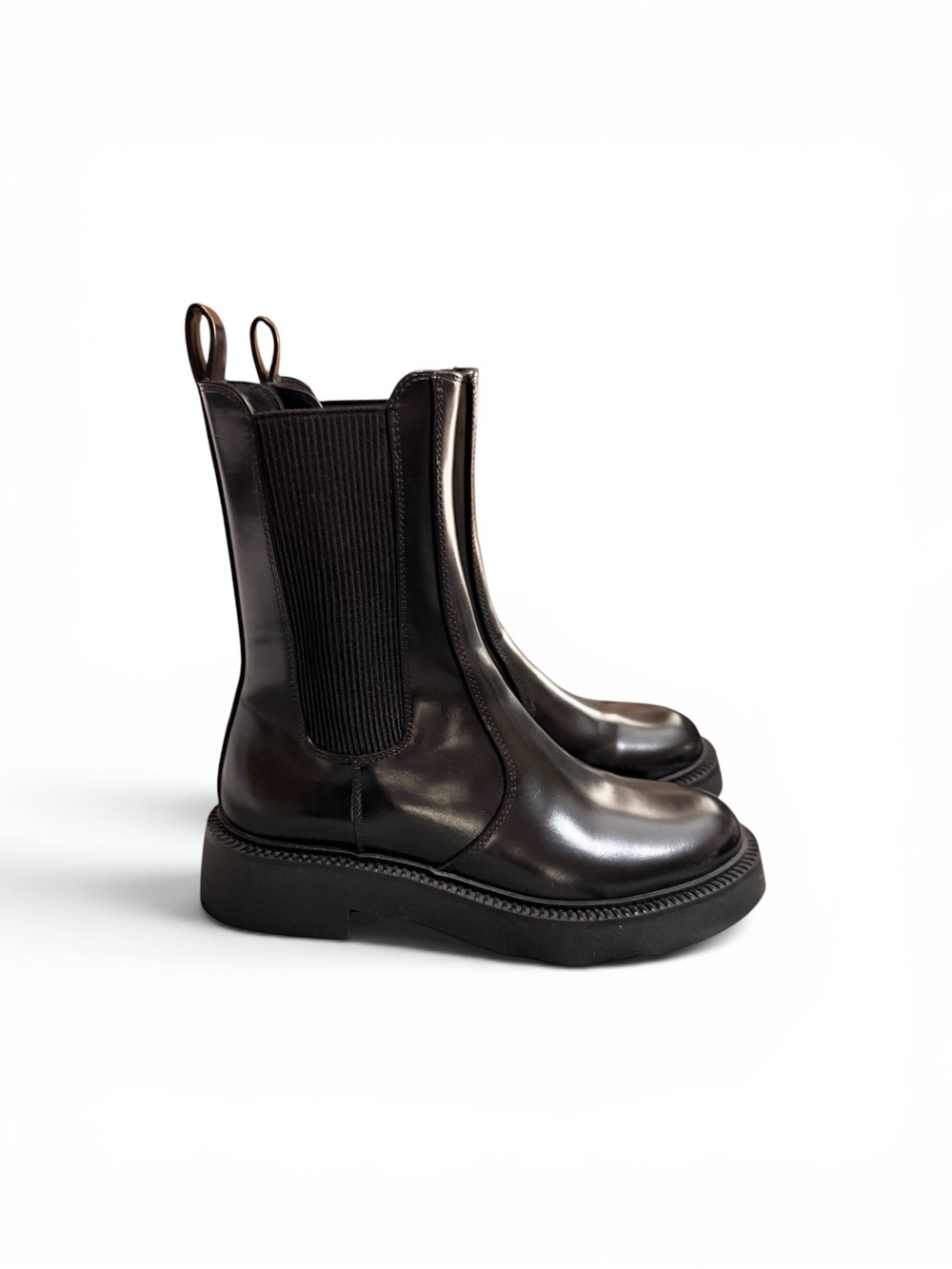 ZARA Black Chelsea Boots - Sleek Leather Slip-On